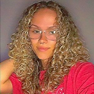 Meet your Posher, Ashlyn